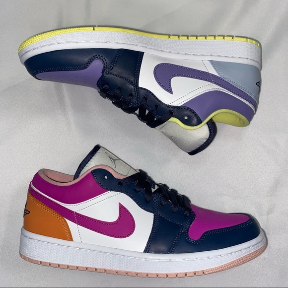 Nike Air Jordan 1 Low Women’s Mismatched 10W 8.5M - Picture 2 of 4